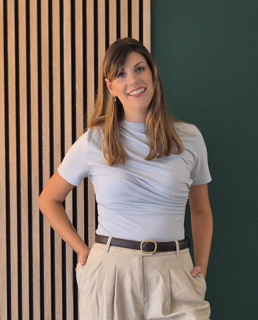 Chloé Tissier, architecte d'intérieur qualifiée CFAI dans le Beaujolais et l'Ouest lyonnais